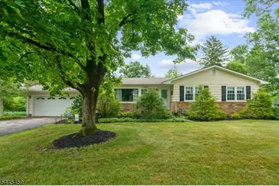 11 Meadow Brook Rd, Raritan Township, NJ 08822 - Photo 1