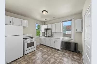 372 Prospect Street - Apt 2, Phillipsburg, NJ 08865 - Photo 3