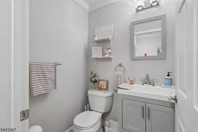 101 Rock Creek Dr, Clifton, NJ 07014 - Photo 13
