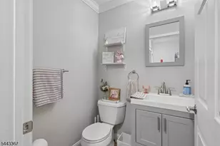 101 Rock Creek Dr, Clifton, NJ 07014 - Photo 13