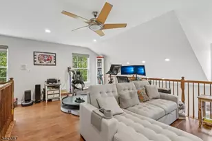 101 Rock Creek Dr, Clifton, NJ 07014 - Photo 15