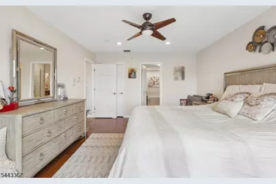 101 Rock Creek Dr, Clifton, NJ 07014 - Photo 25