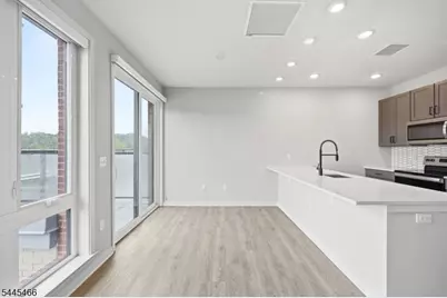 175 Morris St #408, Morristown, NJ 07960 - Photo 15
