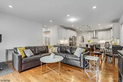 19 Erskine Dr, Morristown, NJ 07960 - Photo 13