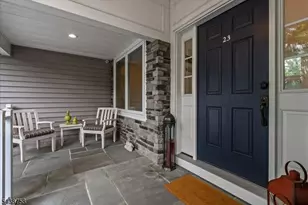 19 Erskine Dr, Morristown, NJ 07960 - Photo 3