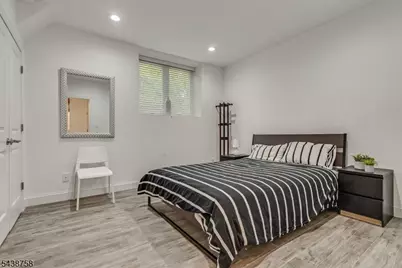 19 Erskine Dr, Morristown, NJ 07960 - Photo 35