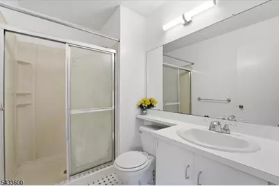2 Veros Ln, Franklin Township, NJ 08823 - Photo 25
