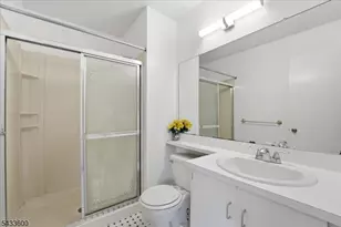 2 Veros Ln, Franklin Township, NJ 08823 - Photo 25