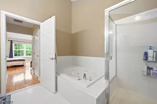 18 Clark Ct, Bernards Township, NJ 07920 - Photo 13