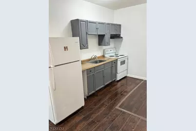 3 S Olden Rd #5, Trenton, NJ 08609 - Photo 1