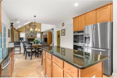 15 Providence Dr, Raritan Township, NJ 08822 - Photo 15