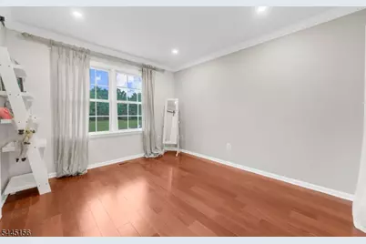 15 Providence Dr, Raritan Township, NJ 08822 - Photo 31