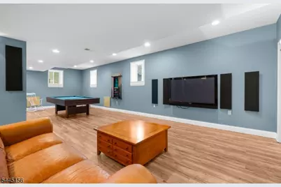 15 Providence Dr, Raritan Township, NJ 08822 - Photo 37