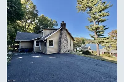 255 E Shore Trl, Sparta Township, NJ 07871 - Photo 7