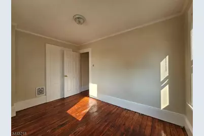 40 Hillside Ave, Nutley, NJ 07110 - Photo 9