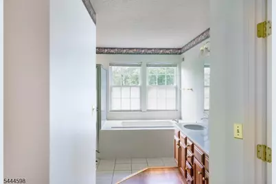 53 Castleton Rd, Montgomery Township, NJ 08540 - Photo 17
