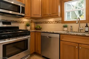 48 Cypress St, Millburn, NJ 07041 - Photo 5