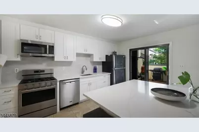 288 Crabtree Ct, Bernards Township, NJ 07920 - Photo 1