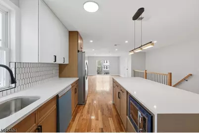 134 Shepard Ave, East Orange, NJ 07018 - Photo 3
