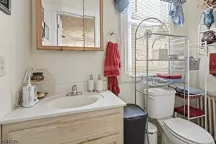 77 Orange Ave, Irvington, NJ 07111 - Photo 19
