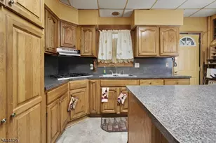 77 Orange Ave, Irvington, NJ 07111 - Photo 11