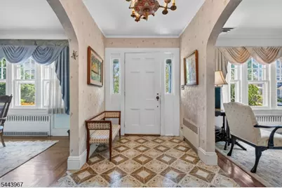 132 Hillside Rd, Elizabeth, NJ 07208 - Photo 5