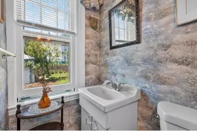 132 Hillside Rd, Elizabeth, NJ 07208 - Photo 23
