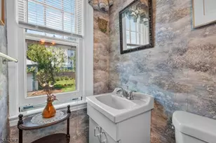 132 Hillside Rd, Elizabeth, NJ 07208 - Photo 23
