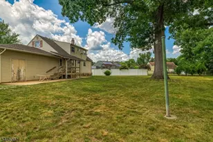 3 Darwin Rd, Franklin Township, NJ 08873 - Photo 25