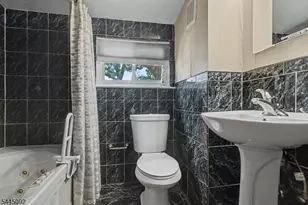 3 Darwin Rd, Franklin Township, NJ 08873 - Photo 17