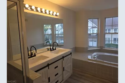 12 Gallop Ln, Franklin Township, NJ 08873 - Photo 15