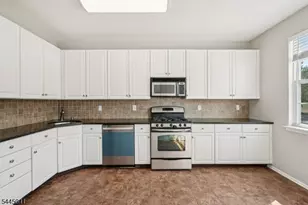 43 Hancock Dr, Morris Township, NJ 07960 - Photo 11