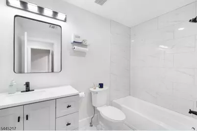 695 S 2nd St, Plainfield, NJ 07060 - Photo 17