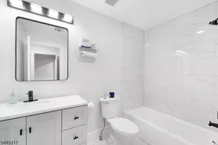 695 S 2nd St, Plainfield, NJ 07060 - Photo 17