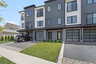 695 S 2nd St, Plainfield, NJ 07060 - Photo 23