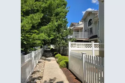70 Academy Court Ondo, Bedminster Township, NJ 07921 - Photo 5