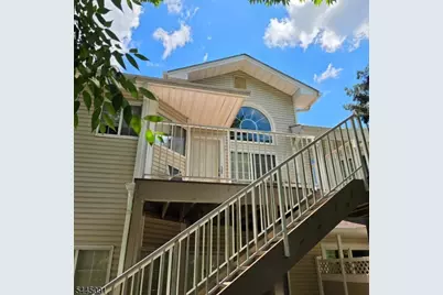 70 Academy Court Ondo, Bedminster Township, NJ 07921 - Photo 3