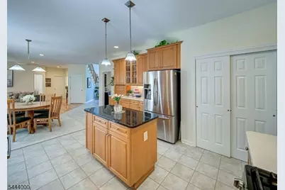6 McCune Ct, West Orange Township, NJ 07052 - Photo 23