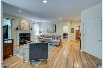 6 McCune Ct, West Orange Township, NJ 07052 - Photo 17