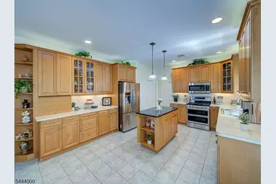 6 McCune Ct, West Orange Township, NJ 07052 - Photo 21