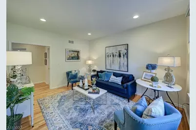 6 McCune Ct, West Orange Township, NJ 07052 - Photo 9