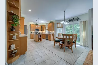 6 McCune Ct, West Orange Township, NJ 07052 - Photo 19