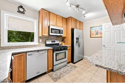 2697 Woodbridge Ave, Edison, NJ 08817 - Photo 13