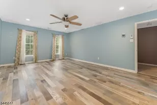 209 Kuhl Rd, Raritan Township, NJ 08822 - Photo 21