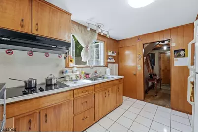 40-2 Dupont St, North Plainfield, NJ 07060 - Photo 5