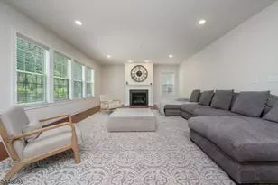 22 Hilltop Dr, North Caldwell, NJ 07006 - Photo 13
