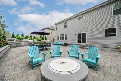 22 Hilltop Dr, North Caldwell, NJ 07006 - Photo 39