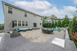 22 Hilltop Dr, North Caldwell, NJ 07006 - Photo 37