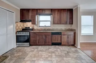 32 Rebecca Rd, East Hanover Township, NJ 07936 - Photo 9