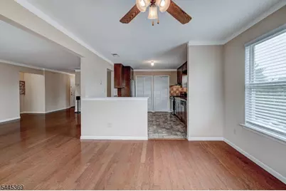 32 Rebecca Rd, East Hanover Township, NJ 07936 - Photo 5